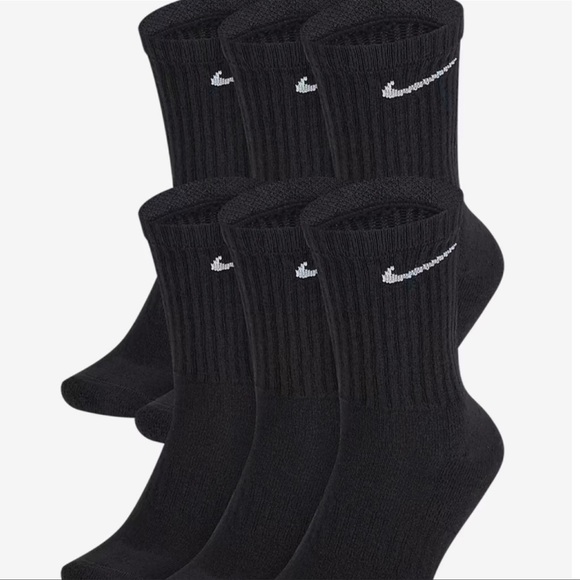 Nike 
Training Crew Socks (3 Pairs)
Nike Everyday Cushioned - Picture 8 of 12